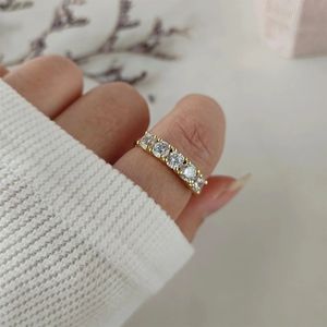 Bague de mariage de luxe en or 14 carats avec 5 diamants ronds, alliance d'anniversaire, fabricant de bijoux fins - Product Image 3