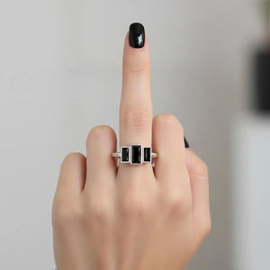 Anillo de Sello Unisex Minimalista de Plata de Ley 925 con Bisel de Ónix Negro Triple, Diseño Clásico, Joyería Personalizada - Product Image 4