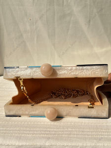 Bolso de Mano de Resina Azul Hecho a Mano con Diseño Geométrico Incrustado, Marco Dorado, Bolso de Lujo para Fiesta Nocturna - Product Image 5