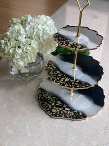 Round Resin Cake Stand Decorative <b>Bakery</b> Display Stand - Product Image 4