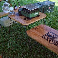Table pliante en bois pour l'extérieur avec structure métallique, design minimaliste, pour le camping et les pique-niques