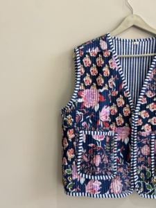 Gilet en coton matelassé à motifs indiens pour femmes - Product Image 4