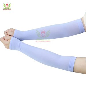 Manchon de compression personnalisé, nouveau design, pour cyclisme et basketball, protection UV, respirant, noir, logo coloré - Product Image 6