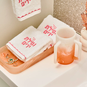 Jarra de Agua de Resina Hecha a Mano de Alta Calidad, Diseño Único, Jarra para Agua Fría, Bebidas, Diseño Único en Espiral, Apta para Lavavajillas, para Fiestas - Product Image 6