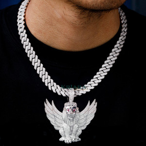 Colgante de León Alado con Diamantes Cultivados en Laboratorio, Estilo Hip Hop, Plata 925 con Baño de Rodio/Oro de 14K, Unisex, de Lujo - Product Image 4