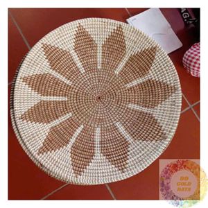 Tapis rond en bambou tressé, cadeau d'affaires haut de gamme, tapis en fibres naturelles fait main pour événements d'entreprise, cadeaux clients et promotion de marque - Product Image 5