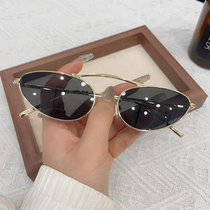 Lunettes de soleil œil de chat métalliques de créateur, style INS, monture ovale triangulaire, lunettes de luxe pour homme, vente en gros - Product Image 6