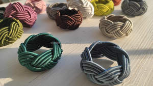 Juego único de servilleteros de perlas para mesa de comedor elegante, funciones de boda o decoración de celebración de fiesta - Product Image 4