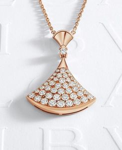 Collar de Diamantes Cultivados en Laboratorio de Calidad Premium para Ocasiones Especiales y Uso Diario Disponible a Buen Precio - Product Image 6