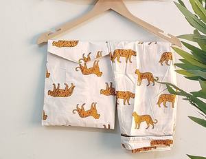 Conjunto de Pijamas Familiares 100% Algodón, Ropa de Dormir Estampada Tejida para Hombres, Mujeres y Niños, Suave y Transpirable - Product Image 4