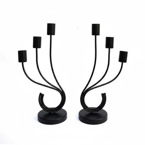 Support de bougie décoratif en métal doré rond et attrayant pour centre de table et décoration intérieure – Vente en gros - Product Image 6