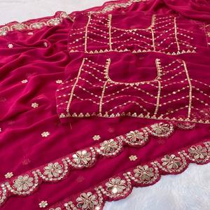 Sari en Georgette de designer Bollywood VASTRA COTTAGE avec broderie originale lourde en miroir et bordure ajourée pour tenue de fête - Product Image 3