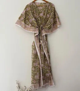 Vestido Kaftán de Algodón con Estampado Floral Hecho a Mano, Estilo Bohemio para Mujer, Cuello en V Profundo, Corte Holgado, Ideal para Vacaciones y Playa - Product Image 2