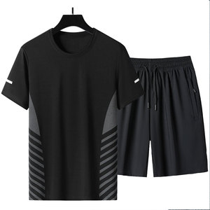 Ensemble de t-shirts sportifs d'été pour hommes, noir, à séchage rapide, col rond, manches courtes, avec short en mesh, 2 pièces, vêtements de sport - Product Image 1