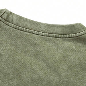 T-shirt unisexe surdimensionné délavé à l'acide, coupe épaules tombantes, personnalisable pour la personnalisation de logo - Product Image 3