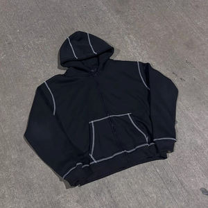 Conjunto Deportivo Holgado de Invierno para Hombre con Costuras en Contraste, Sudadera con Capucha y Pantalones Deportivos con Estampado Serigrafiado - Product Image 6
