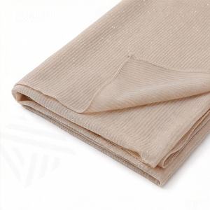 Voile Hijab en Viscose Froissée Tendance Couleurs Personnalisables, Crêpe Scintillant, Écharpe Hijab pour Femme Musulmane, Doux, Respirant, Premium, Élégant et Confortable - Product Image 3