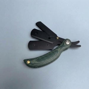 Navaja de Afeitar Recta con Mango de Micarta, Pernos de Latón y Hoja de Acero Inoxidable de un Solo Filo para Afeitar Cuerpo y Rostro, Uso en Exteriores - Para Barberos - Product Image 2