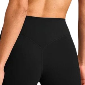 Soutien-gorge de sport pour femmes avec col en V et dos nageur, en tissu extensible confortable pour la gym, le yoga, la course et l'entraînement - Product Image 3