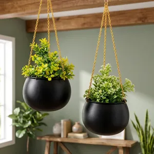 Pots de fleurs suspendus en métal noir avec chaînes dorées |   Paniers à fleurs décoratifs ronds pour l'intérieur, l'extérieur, le jardin, le balcon, la terrasse - Product Image 4