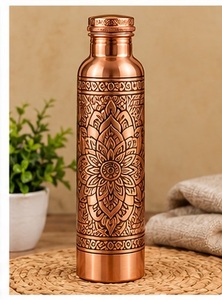 Botella de Agua Clásica de Cobre con Patrón Geométrico, Botella de Viaje Portátil, Diseño Moderno, Material de Cobre Puro - Product Image 5