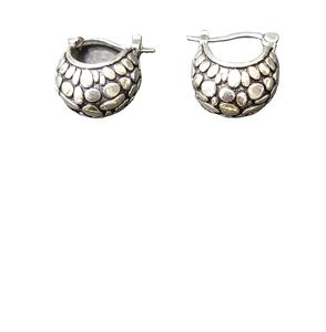 ต่างหูแบบห่วงสไตล์โบฮีเมียน ชุบเงินอัลลอยด์ น้ำหนักเบา เหมาะสำหรับใส่ทุกวัน ผลิตโดยโรงงานในอินเดีย ราคาขายส่ง - Product Image 1