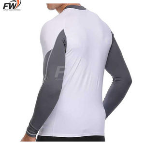 Camiseta de compresión deportiva personalizada con logo, cómoda, para hombre, manga larga, para MMA, fabricada en Pakistán. - Product Image 3
