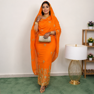 Tela de algodón voile sudanés naranja |   Tela Africana Bordada 100% Algodón con Diseños Florales para Vestidos de Mujer, Ropa para Eid - Product Image 2