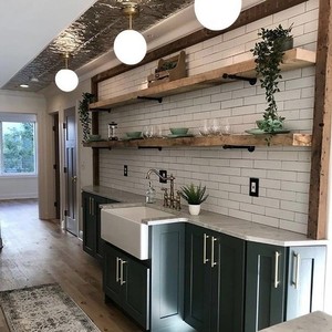 Housse de protection pour réfrigérateur en bois recyclé rustique, double usage, avec supports en tuyaux industriels – Marron durable, pour salon, vente en gros - Product Image 4