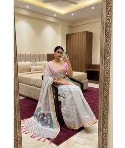 Dernières tendances en matière de vêtements pour femmes - Product Image 1