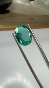 Émeraude naturelle zambienne de 3,90 carats, taille coussin, pierre précieuse verte pour la fabrication de bagues, bijoux fins - Product Image 2