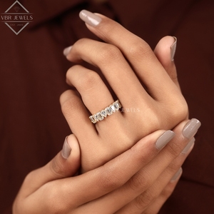 Bague d'éternité en or jaune avec diamants taille poire émeraude, pour mariage, anniversaire, cadeau pour femme, fournisseur de bijoux - Product Image 6