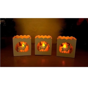 Portavelas Decorativos Navideños con Forma de Reno Dorado Rústico, Soportes para Velas de Té, Decoración para el Hogar, Material de Latón Resistente al Calor - Product Image 2