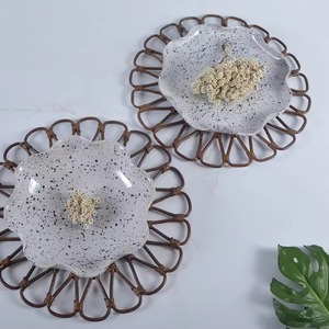 Assiette de présentation en rotin de haute qualité pour la décoration de tables de restaurant, d'hôtel et de mariage - Vente en gros - Product Image 4