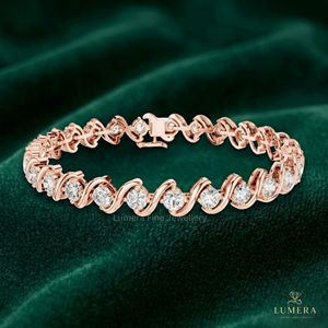 Pulsera de tenis con diamantes talla brillante redondos retorcidos, acabado en oro, engaste de curva fluida, joyería de lujo, pulsera clásica de diamantes - Product Image 5