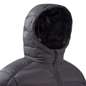 Veste matelassée à capuche pour homme, noire, couleur unie, coupe-vent, fermeture éclair, vêtement d'hiver décontracté, coupe ajustée, en polyester - Product Image 5