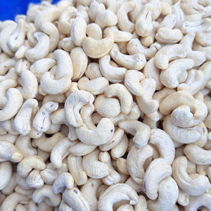 เมล็ดมะม่วงหิมพานต์คัชชู คัชชูส์ แซนติโก ส่งออกทั่วโลก - Product Image 1