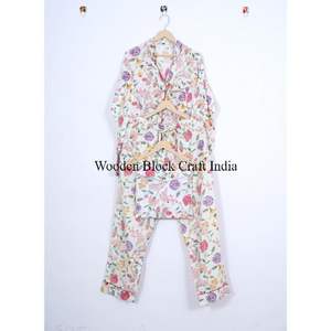 Ensemble de pyjama en coton 100% à motif floral, design simple, imprimé à la main, vêtements de nuit pour femmes, ensemble léger pour l'été, pour dormir - Product Image 5