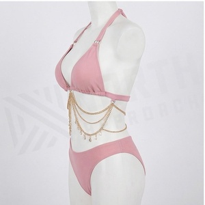 Conjunto de bikini rosa con bordado de cadena dorada y colgantes de cristal, traje de baño de dos piezas para mujer, tela elástica de color sólido - Product Image 3