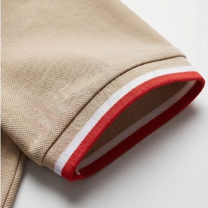 Polo à manches courtes beige pour homme avec poche, couleur unie, style décontracté, tissu tissé, coupe classique - Product Image 6