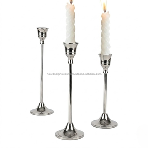 Portavelas Cónico de Columna Delgada de Metal Fundido de Alta Resistencia • Suministro de Lujo para Mesas de Boda - Product Image 3