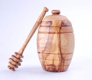 Tarro de miel de madera artesanal de confianza con diseño antiderrame y tapa abatible que garantiza un servicio limpio y previene la adherencia de miel para camping - Product Image 5