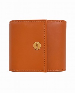 Estuche de Viaje para un Solo Reloj WRIZA de Cuero Genuino - con Forro de Gamuza y Cierre a Presión - Organizador Premium Color Bronceado para Hombres y Mujeres - Product Image 4