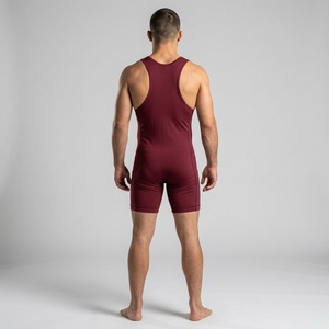 เสื้อกล้ามออกกำลังกายผู้ชายแบบสั่งทำพิเศษ พิมพ์ลายแบบ Sublimation ผ้า Spandex/Polyester แห้งเร็ว กระชับรูปร่าง เหมาะสำหรับมวยปล้ำ วิ่ง และออกกำลังกายทั่วไป - Product Image 4