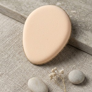 ฟองน้ำแต่งหน้าแบบนิ่ม รุ่น 05 สีดำ ความแข็งแรงสูง ขนาดมินิ สำหรับการเกลี่ยแต่งหน้าอย่างแม่นยำ - Product Image 4