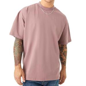 Últimas tendencias en camisetas de hombre rasgadas y desgastadas, camisetas personalizadas de gran tamaño y calidad premium. - Product Image 1