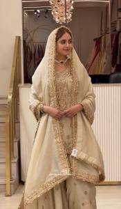 Ensemble indien pakistanais en tissu crème brodé, style Anarkali, avec collier ras-de-cou en perles et boucles d'oreilles, pour mariage et fêtes - Product Image 2