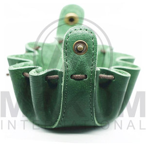 Pochette à dés en cuir avec cordon de serrage et bouton, couleur et logo personnalisés - Product Image 4