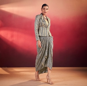 Sari indio de diseño elegante para fiestas, con estampado digital en la parte superior e inferior, para todas las ocasiones y funciones especiales para mujeres. - Product Image 1