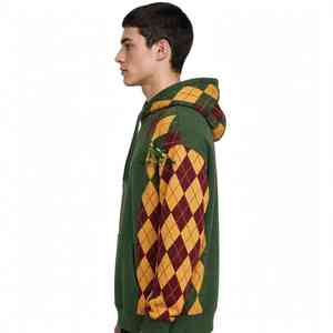 Sweat à capuche unisexe NEXTEX en molleton doux de coton, motif losanges Argyle, vert moutarde, chaud et graphique - Product Image 3